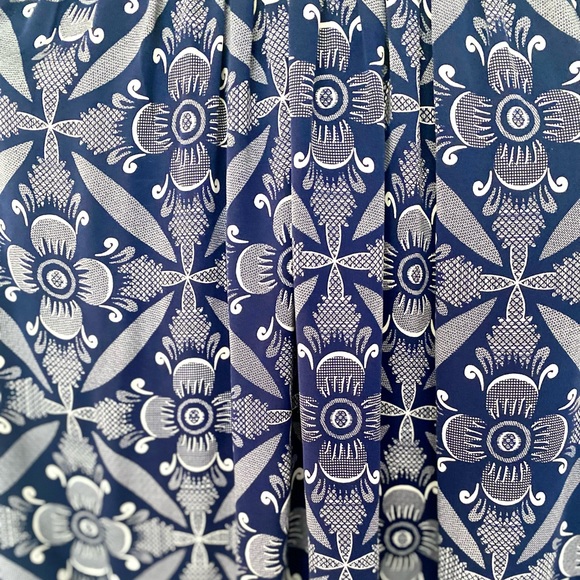 Diane Von Furstenberg Hathaway Silk Patterned Blouse - Picture 7 of 7